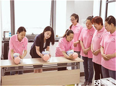 月嫂育兒嫂催乳師百萬保險(xiǎn)保障可調(diào)換人初級、中級、高級育嬰師服務(wù)